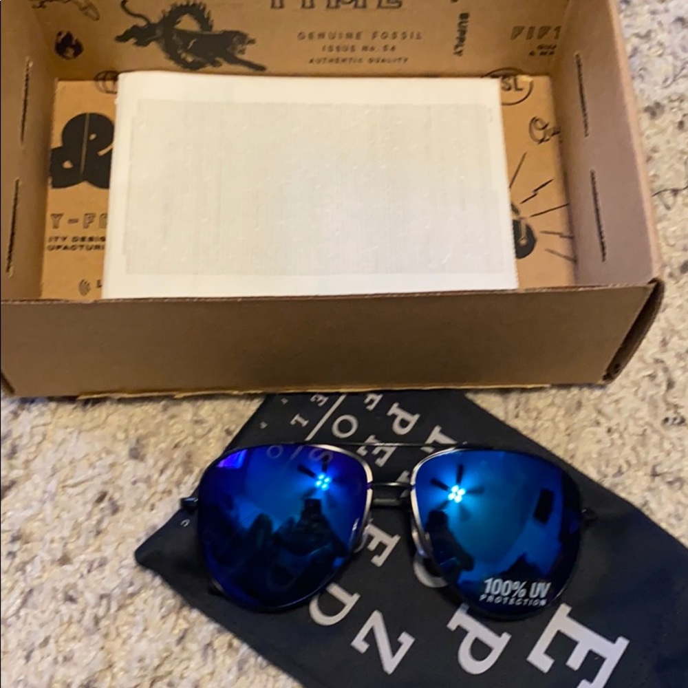 Fossil men’s sunglasses